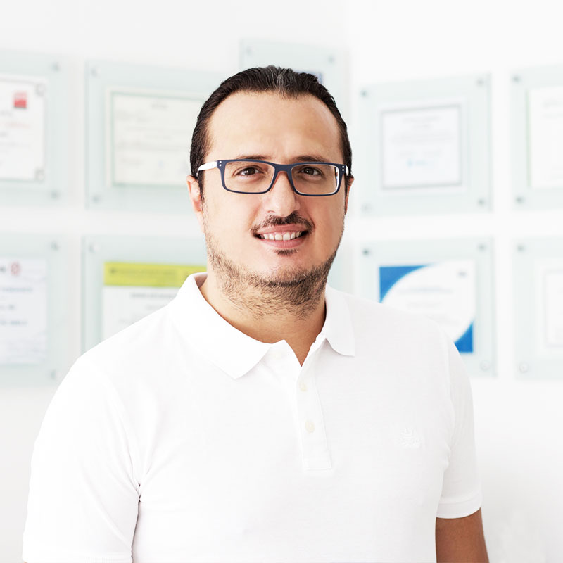 Diş Hekimi Murat Ocakoğlu